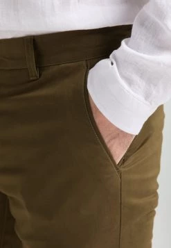 DreiMaster Hombre Pantalones Chinos - Oliv 8 DreiMaster Hombre Pantalones Chinos - Oliv -Tienda DreiMaster barata 0f1c27f6e2f34061a0ee035831925325
